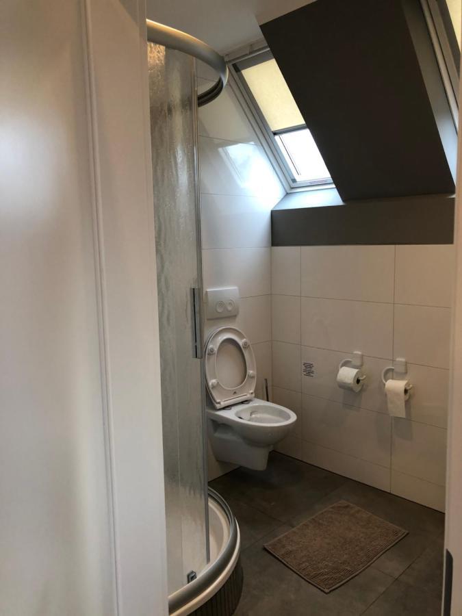 Gasthof & Restaurant "Am Kreuz" Essen Eksteriør bilde