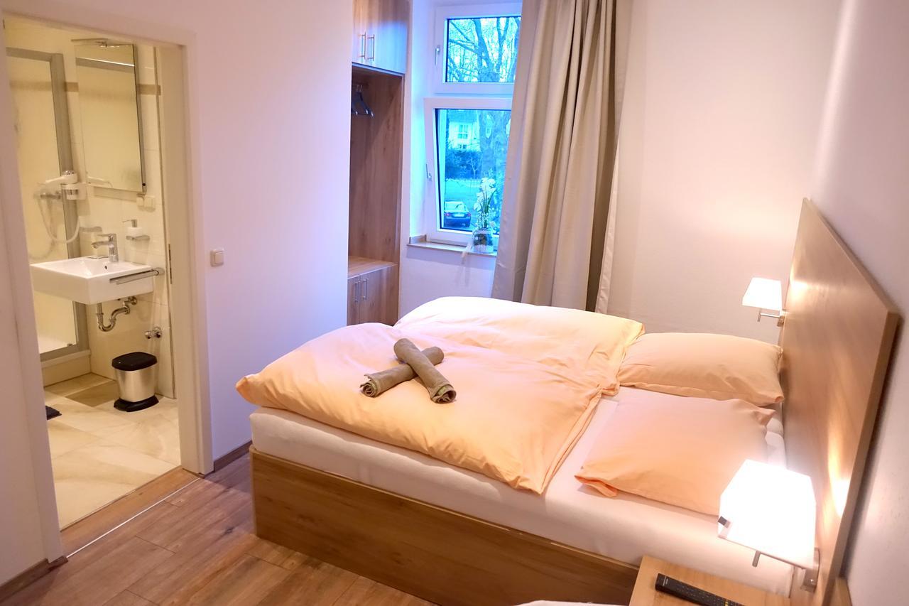 Gasthof & Restaurant "Am Kreuz" Essen Eksteriør bilde
